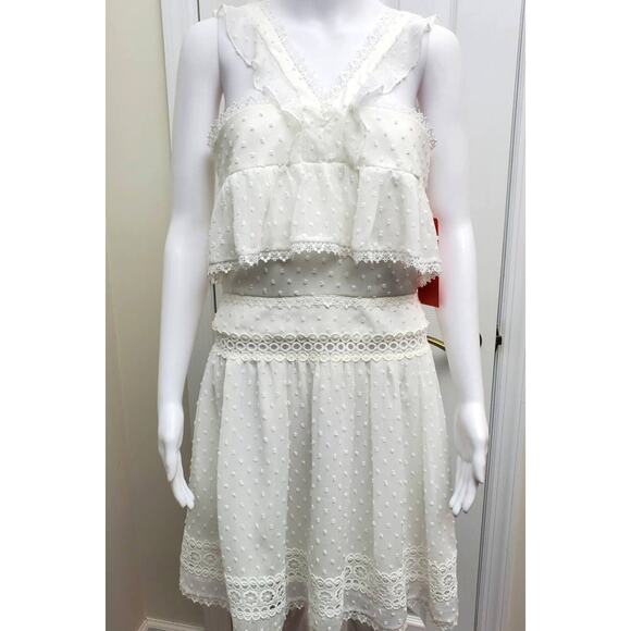 Monique Lhuillier Dress Size 6 Eyelet Lace Cocktail Party Date Rehearsal Dinner - Picture 2 of 16